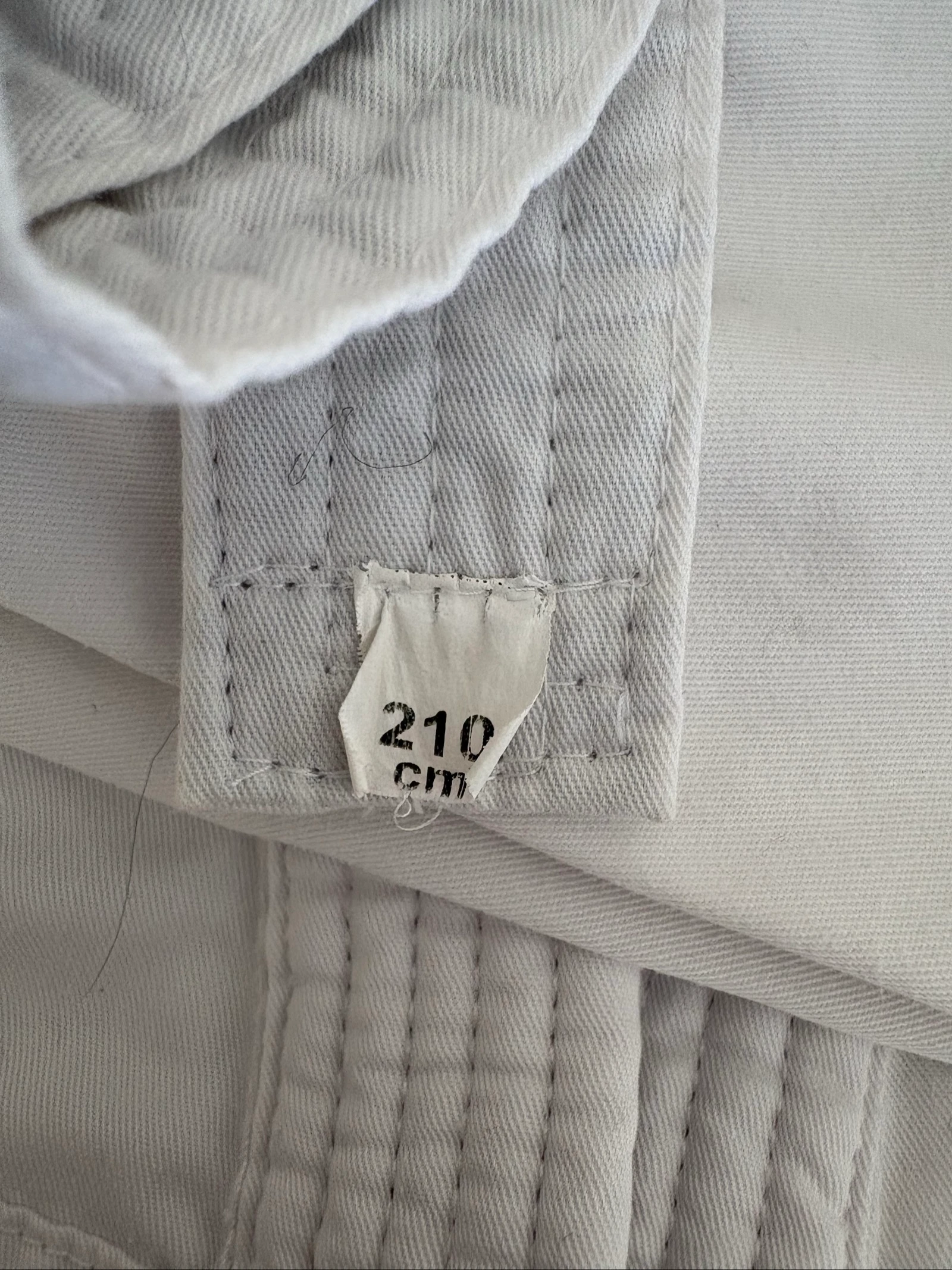 Children's judo uniform 6/7 years old with 3 belts – photo 8